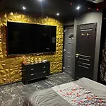 Love Room, La Parenthese Toulon